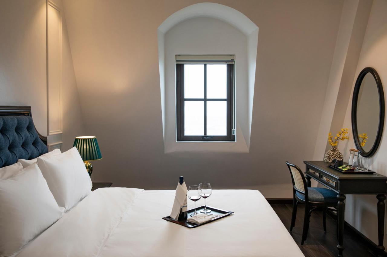 Ha Long Essence Hotel Екстер'єр фото