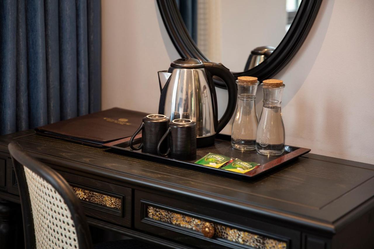 Ha Long Essence Hotel Екстер'єр фото