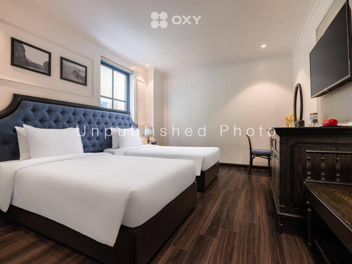 Ha Long Essence Hotel Екстер'єр фото